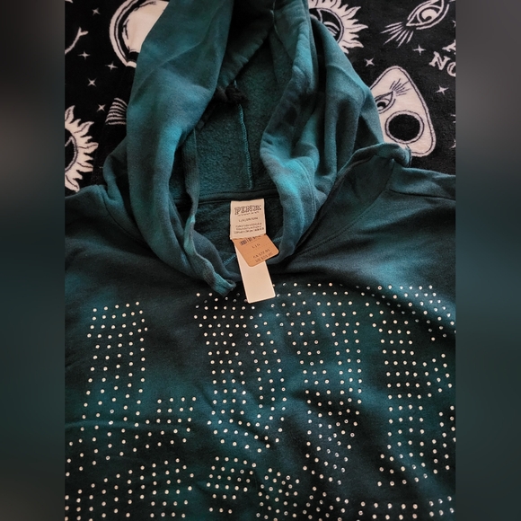 Vs pink tie dye warped bling campus hoodie, large. NWT. - Picture 10 of 11